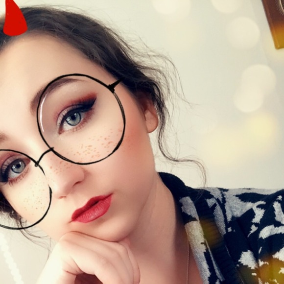 Meet your Posher, Miranda - Picture 1 of 1